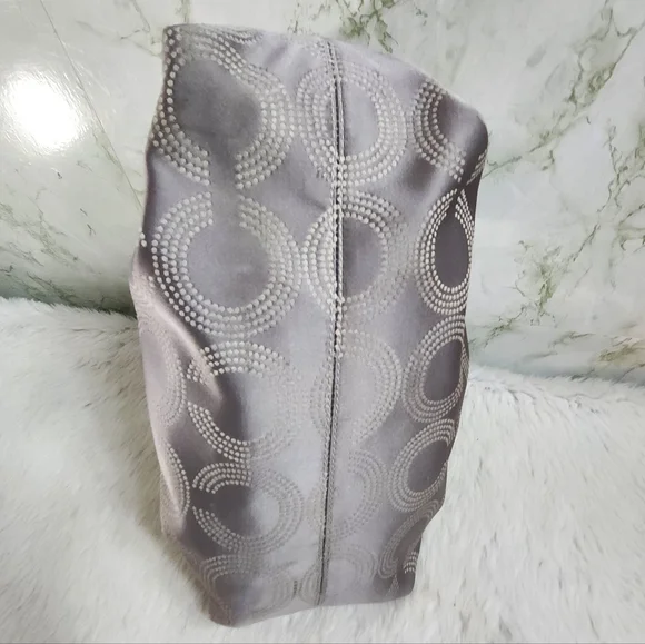 Vintage Coach Patent Trim Handbag - Picture 11 of 16